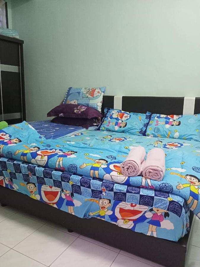 Holiday Home Bagan Lalang 5 Aircon Kampong Bagan Lalang Exterior photo